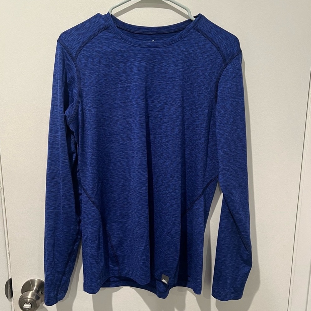 REI Women's Fitted Blue Long Sleeve Top Size Large Rib
Stitch Detail Athletic